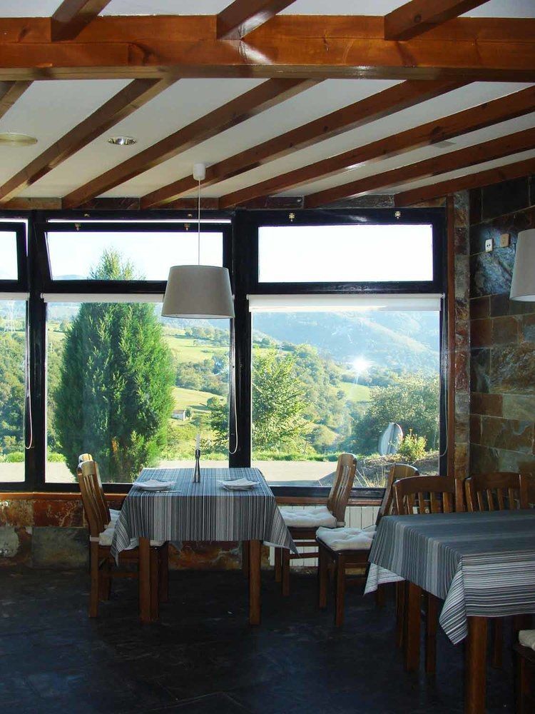 Onís Hotel Montanas De Covadonga מראה חיצוני תמונה
