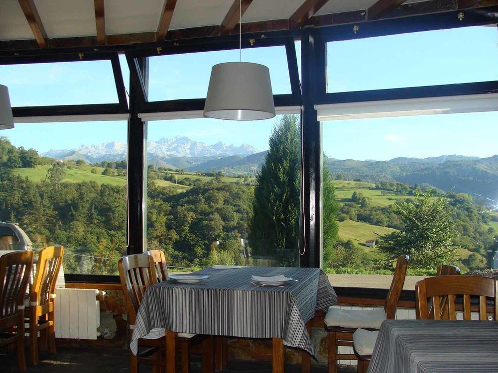 Onís Hotel Montanas De Covadonga מראה חיצוני תמונה